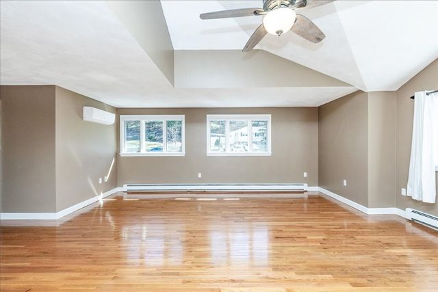 16 Cayuga Rd, Tewksbury, MA 01876