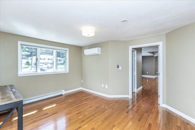16 Cayuga Rd, Tewksbury, MA 01876