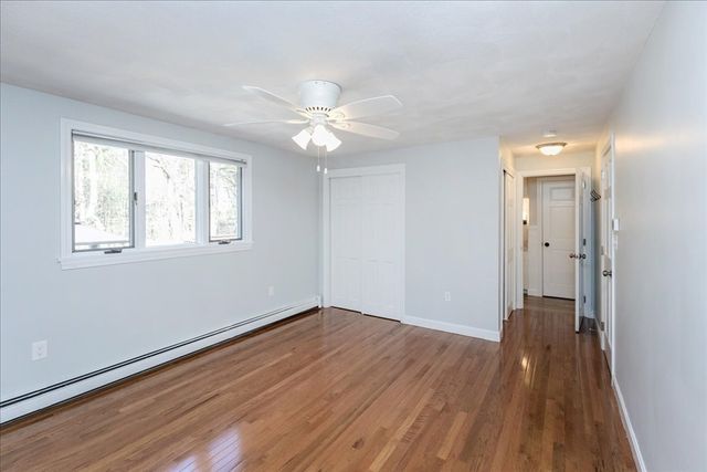 16 Cayuga Rd, Tewksbury, MA 01876