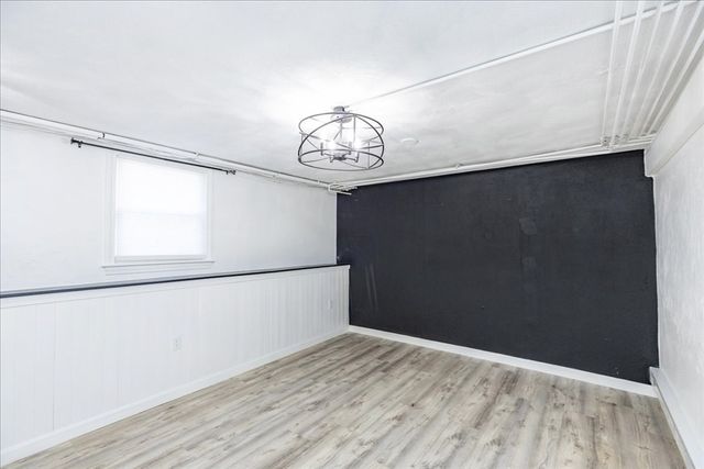 16 Cayuga Rd, Tewksbury, MA 01876