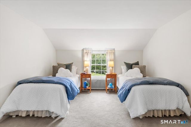 27 White Oak Shade Lane, New Canaan, CT 06840