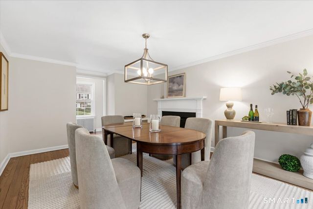 27 White Oak Shade Lane, New Canaan, CT 06840