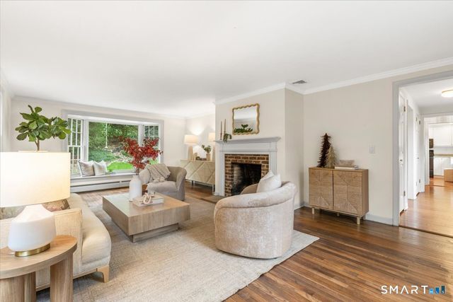 27 White Oak Shade Lane, New Canaan, CT 06840