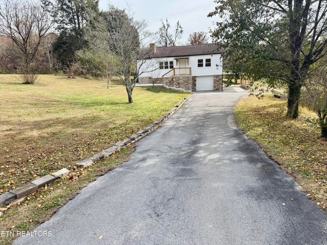 2516 Mynatt Rd, Knoxville, TN 37918