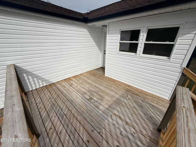 2516 Mynatt Rd, Knoxville, TN 37918