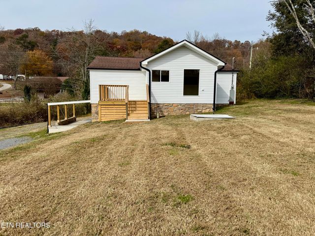 2516 Mynatt Rd, Knoxville, TN 37918