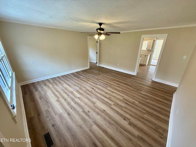 2516 Mynatt Rd, Knoxville, TN 37918