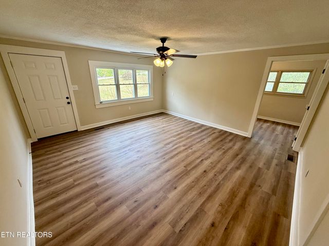 2516 Mynatt Rd, Knoxville, TN 37918