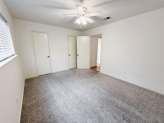 6902 Sandy Knolls Drive, Spring, TX 77379