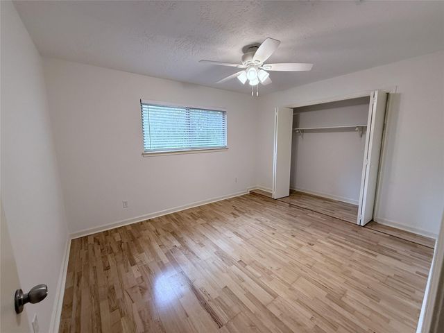 6902 Sandy Knolls Drive, Spring, TX 77379