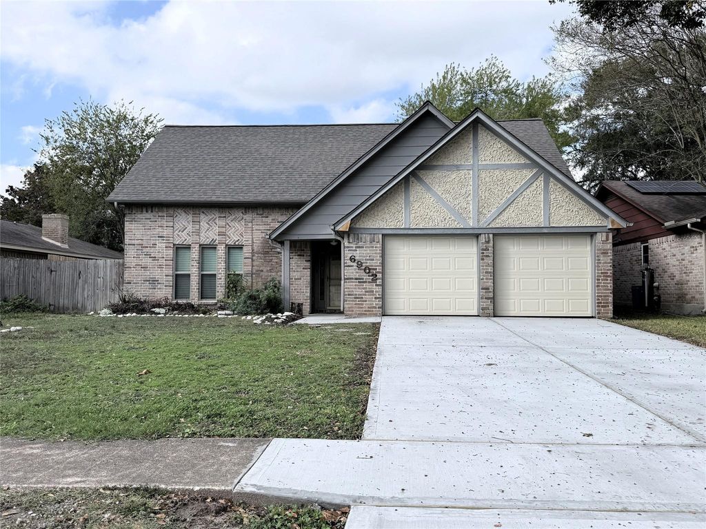 6902 Sandy Knolls Drive, Spring, TX 77379