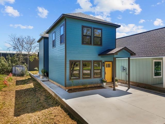 125 4th Street, San Leon, TX 77539