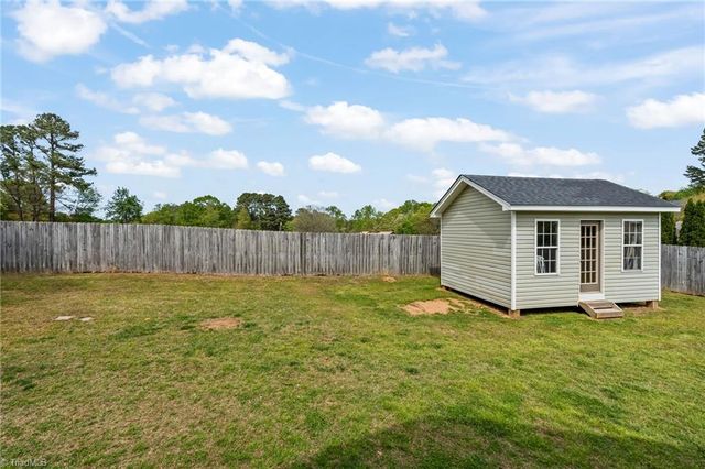 189 Hill Lane, Lexington, NC 27295