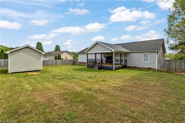 189 Hill Lane, Lexington, NC 27295