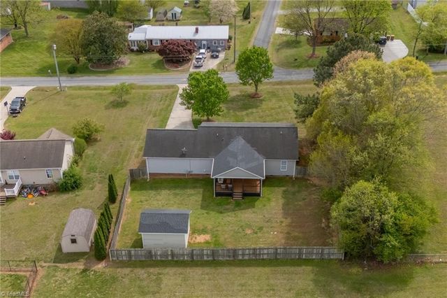189 Hill Lane, Lexington, NC 27295