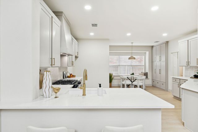 2437 Clear Field Drive, Plano, TX 75025