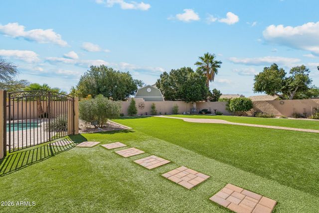 6447 E VIRGINIA Street, Mesa, AZ 85215