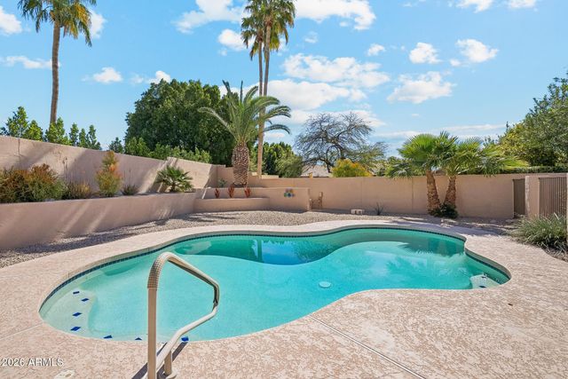 6447 E VIRGINIA Street, Mesa, AZ 85215