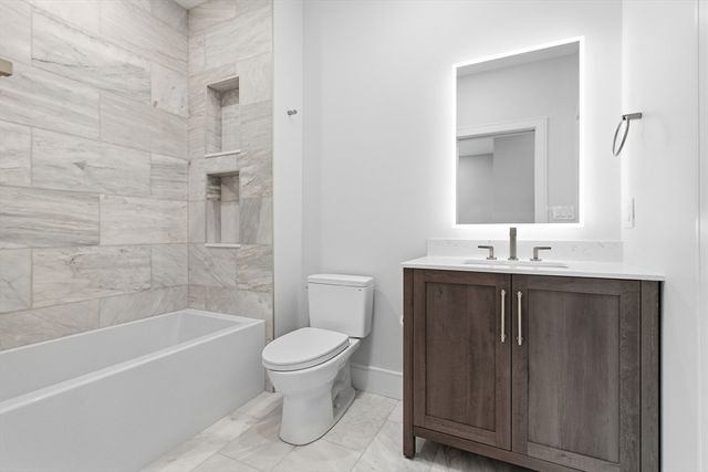 8 Lawrence St, Boston, MA 02129