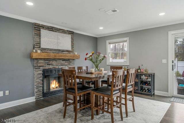 220 3rd St, Green Brook Twp., NJ 08812