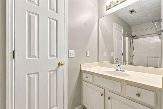 8525 Fieldgrove Court, Gainesville, GA 30506
