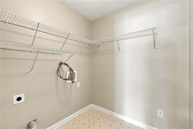 8525 Fieldgrove Court, Gainesville, GA 30506