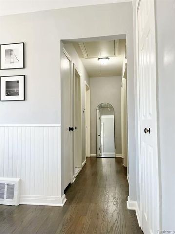 3303 Chester Road, Royal Oak, MI 48073