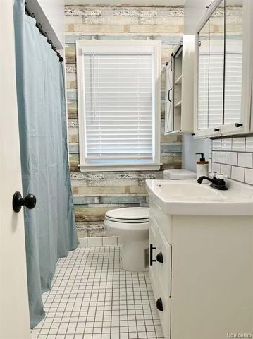 3303 Chester Road, Royal Oak, MI 48073