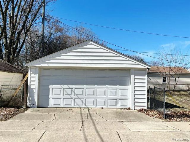 3303 Chester Road, Royal Oak, MI 48073