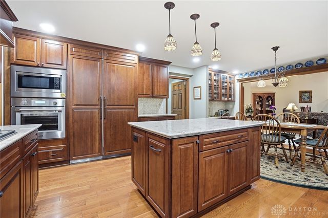 5338 Split Rail, Washington Twp, OH 45429