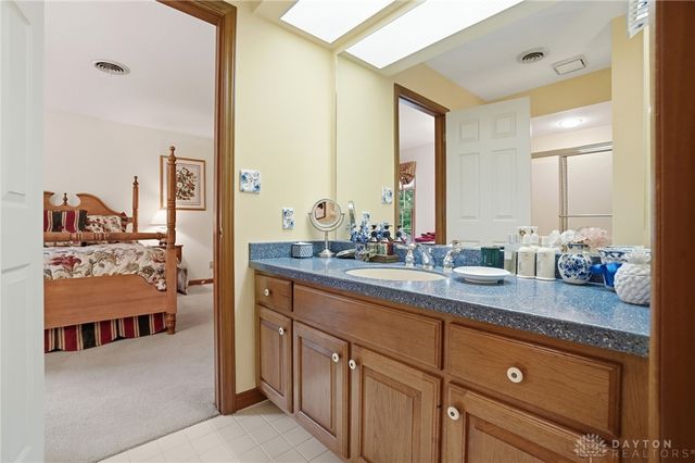 5338 Split Rail, Washington Twp, OH 45429
