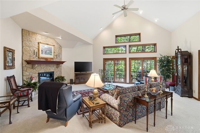 5338 Split Rail, Washington Twp, OH 45429