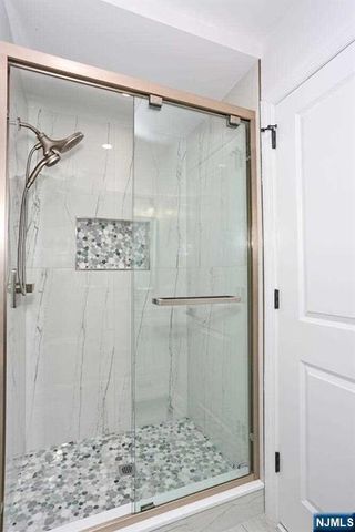 61 Fern Place, Paramus, NJ 07652