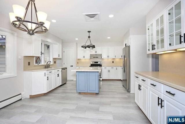 61 Fern Place, Paramus, NJ 07652