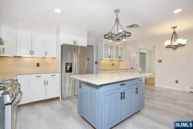 61 Fern Place, Paramus, NJ 07652
