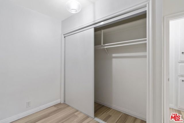 4255 W 5th Street 209, Los Angeles, CA 90020