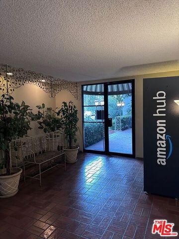 4255 W 5th Street 209, Los Angeles, CA 90020