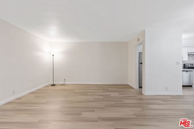 4255 W 5th Street 209, Los Angeles, CA 90020