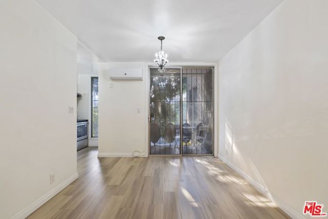 4255 W 5th Street 209, Los Angeles, CA 90020