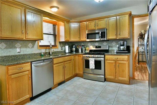 5089 Winslow Drive, Mineral Ridge, OH 44440