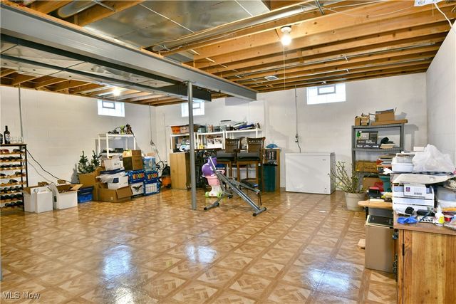 5089 Winslow Drive, Mineral Ridge, OH 44440