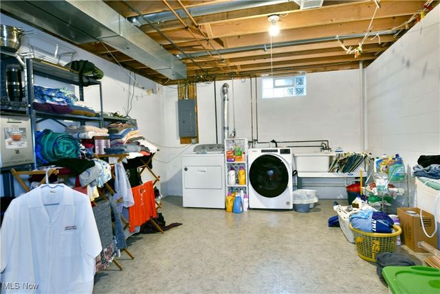 5089 Winslow Drive, Mineral Ridge, OH 44440