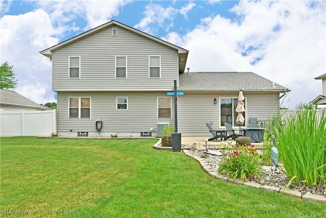 5089 Winslow Drive, Mineral Ridge, OH 44440