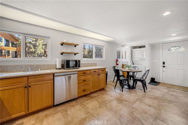 42606 Avalon Road, Big Bear Lake, CA 92315