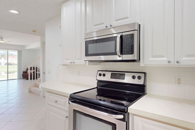 2136 Tigris Drive, West Palm Beach, FL 33411