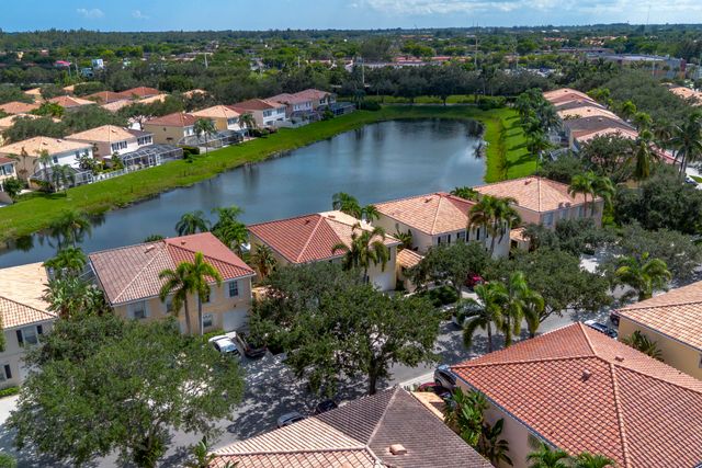 2136 Tigris Drive, West Palm Beach, FL 33411