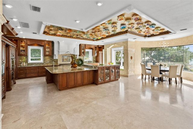 2000 PARK STREET N, St Petersburg, FL 33710