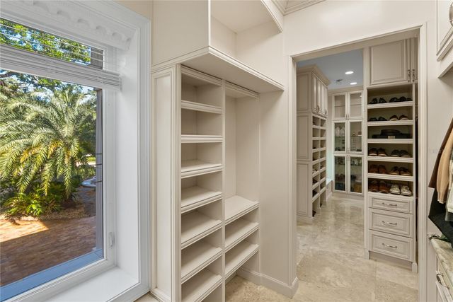 2000 PARK STREET N, St Petersburg, FL 33710