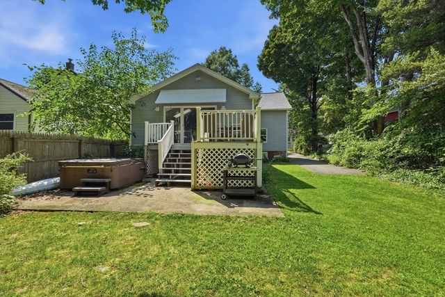 42 Water St., Northampton, MA 01053