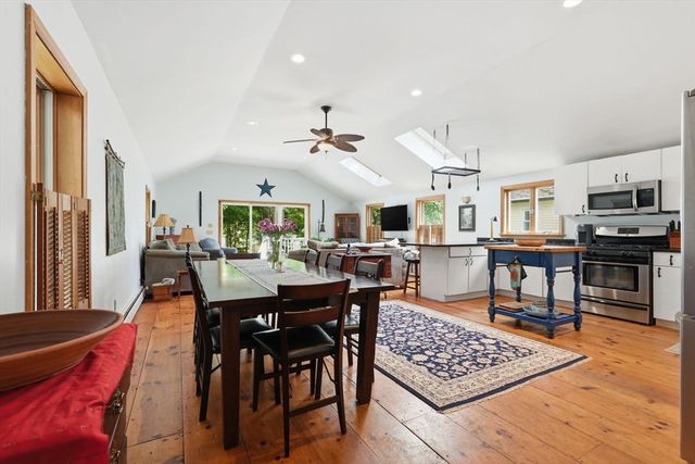 42 Water St., Northampton, MA 01053